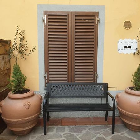 Rent Room Iacopo Capannori Exterior photo
