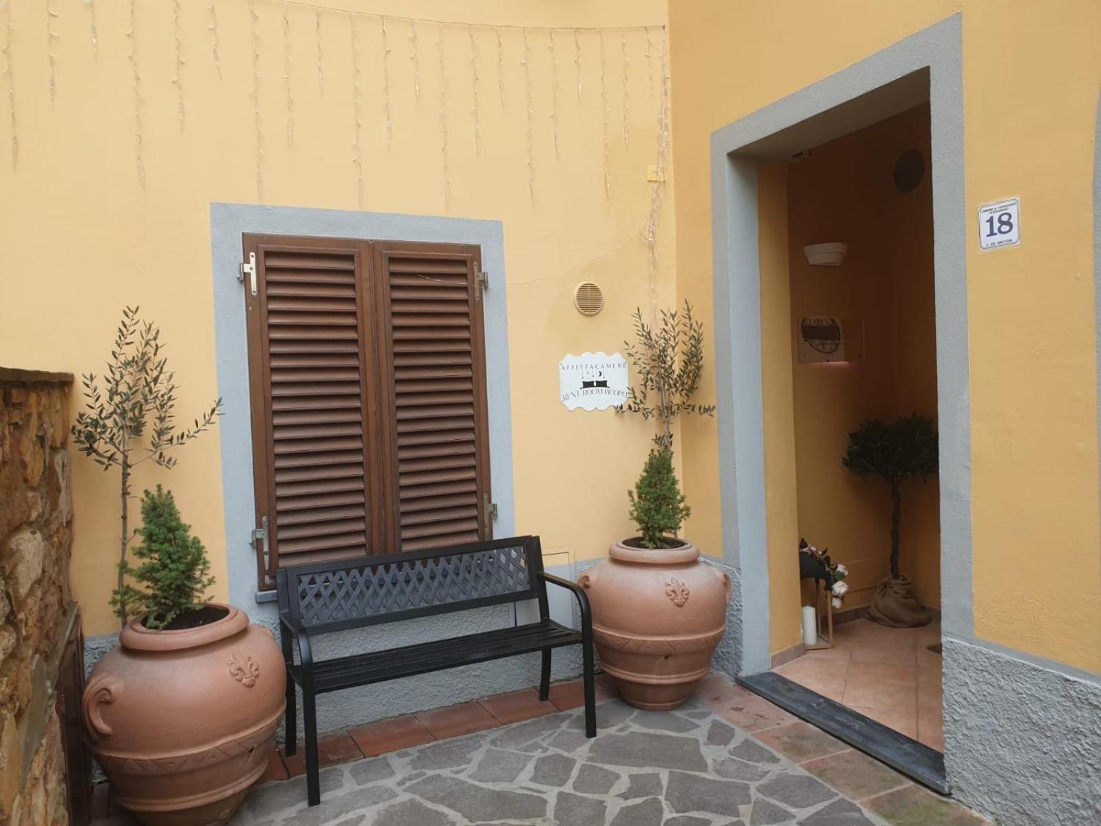 Rent Room Iacopo Capannori Exterior photo